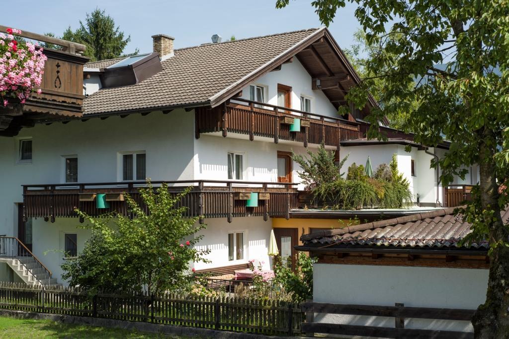 Appartements Pungg Fügen Exteriör bild